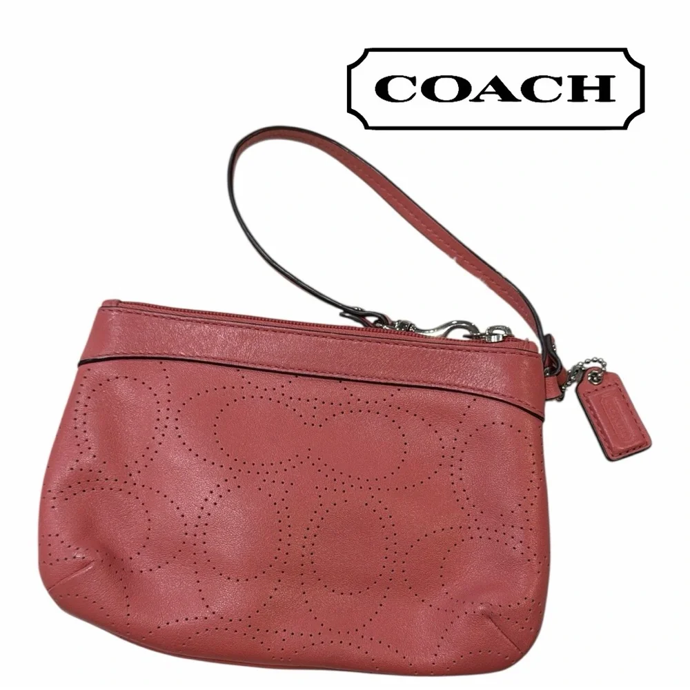 Coach Perforated C’s Salmon Leather Wristlet‎